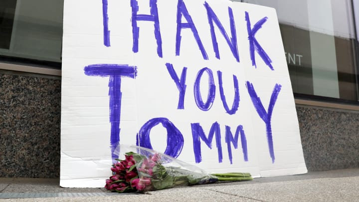 BOSTON, MASSACHUSETTS – MARCH 17: A sign thanking New England Patriots quarterback Tom Brady sits outside the TB12 Performance & Recovery Center on March 17, 2020 in Boston, Massachusetts. Brady announced he will leave the Patriots after 20 years with the team to enter free agency. (Photo by Maddie Meyer/Getty Images)