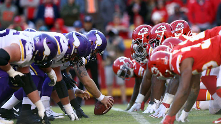 KANSAS CITY, MISSOURI - NOVEMBER 03: The Minnesota Vikings line up against the Kansas City Chiefs during the game at Arrowhead Stadium on November 03, 2019 in Kansas City, Missouri. (Photo by Jamie Squire/Getty Images)