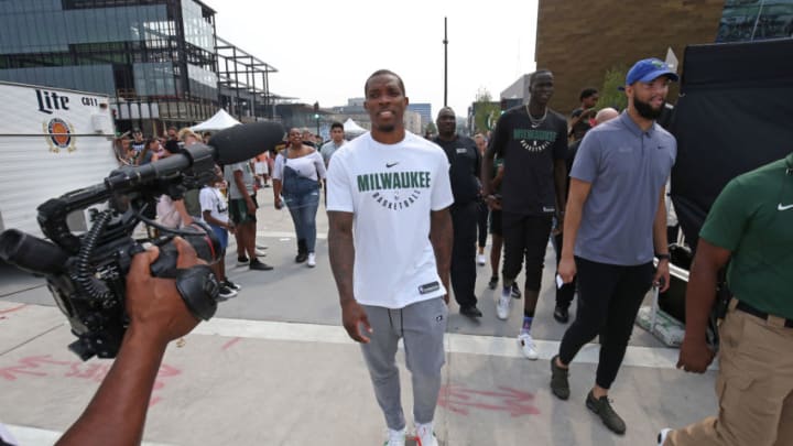 MILWAUKEE, WI - AUGUST 26: Eric Bledsoe #6 of the Milwaukee Bucks arrives to a clinic during an open house and block party in honor of the opening of Fiserv Forum on August 26, 2018 in Milwaukee, Wisconsin. NOTE TO USER: User expressly acknowledges and agrees that, by downloading and or using this Photograph, user is consenting to the terms and conditions of the Getty Images License Agreement. Mandatory Copyright Notice: Copyright 2018 NBAE (Photo by Gary Dineen/NBAE via Getty Images)