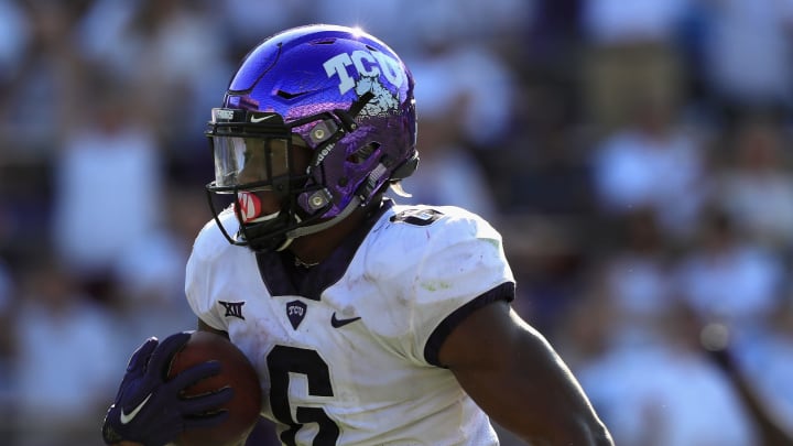 FORT WORTH, TX – SEPTEMBER 16: Darius Anderson #6 of the TCU Horned Frogs runs the ball for a touchdown against the Southern Methodist Mustangs in the second half at Amon G. Carter Stadium on September 16, 2017 in Fort Worth, Texas. (Photo by Ronald Martinez/Getty Images)