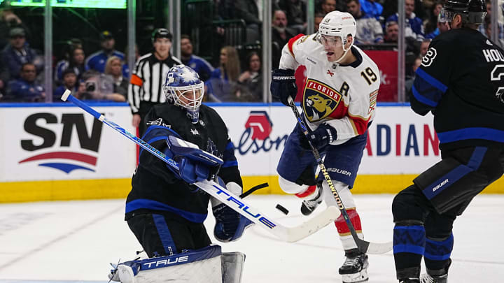 Mar 29, 2023; Toronto, Ontario, CAN; Toronto Maple Leafs goaltender Ilya Samsonov (35) makes a save as Florida Panthers Credit: John E. Sokolowski-USA TODAY Sports