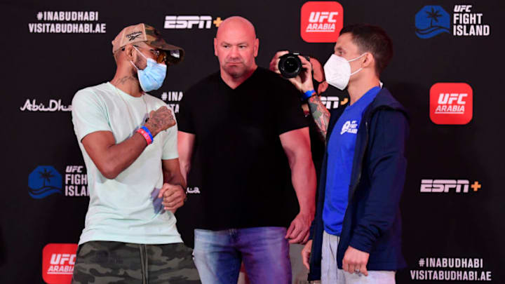 Deiveson Figueiredo vs. Joseph Benavidez (Photo by Jeff Bottari/Zuffa LLC via Getty Images)