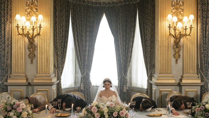 Rosa Salazar as Katie McConnell in Wedding Season S1. Cr. Luke Varley/Disney+ © 2021, on Hulu in the U.S.