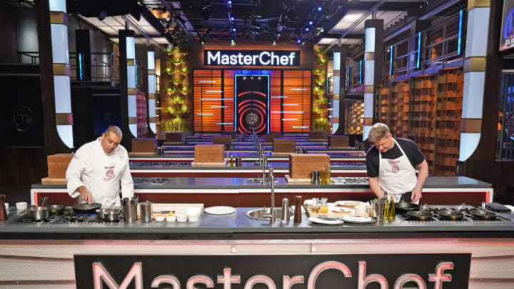 MASTERCHEF: L-R: Guest judge Michael Mina and chef/host Gordon Ramsay in the “Michael Mina Meat Roulette” episode airing Wednesday, July 7 (8:00-9:00 PM ET/PT) on FOX. © 2021 FOX MEDIA LLC. CR: FOX.