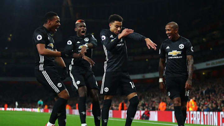LONDON, ENGLAND - DECEMBER 02: Jesse Lingard of Manchester United celebrates after scoring his sides second goal with his Manchester United team mates during the Premier League match between Arsenal and Manchester United at Emirates Stadium on December 2, 2017 in London, England. (Photo by Julian Finney/Getty Images)