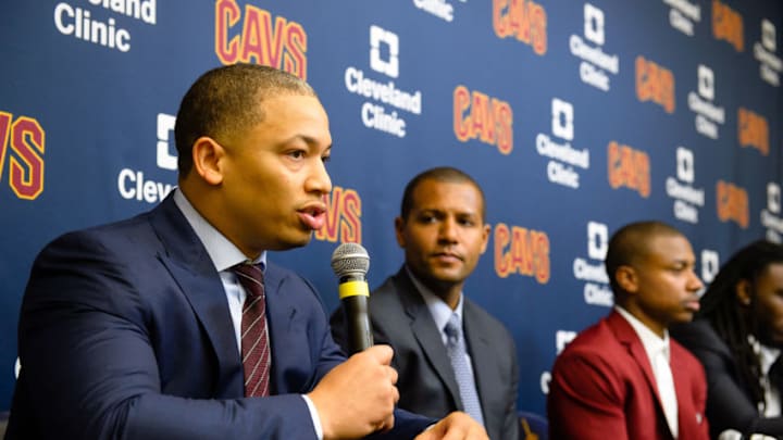 INDEPENDENCE, OH - SEPTEMBER 7: Cleveland Cavaliers head coach Tyronn Lue answers questions during a press conference introducing Isaiah Thomas, Jae Crowder