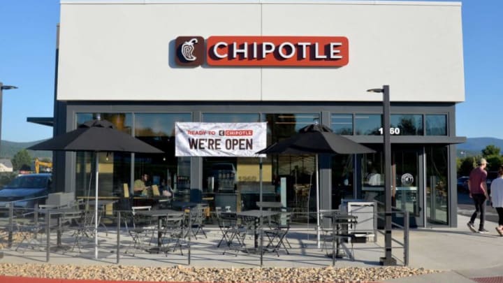 Chipotle recently opened at Waynesboro Marketplace on Rosser Avenue, featuring a Chipotlane — where you can pick up digital orders.Dsc 6557