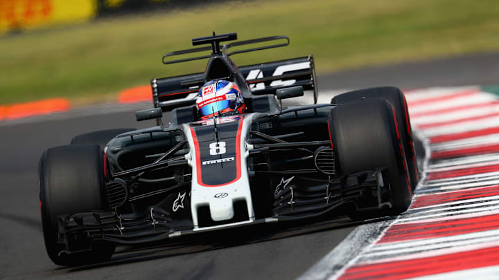 MEXICO CITY, MEXICO – OCTOBER 29: Romain Grosjean of France driving the (8) Haas F1 Team Haas-Ferrari VF-17 Ferrari (Photo by Clive Rose/Getty Images)