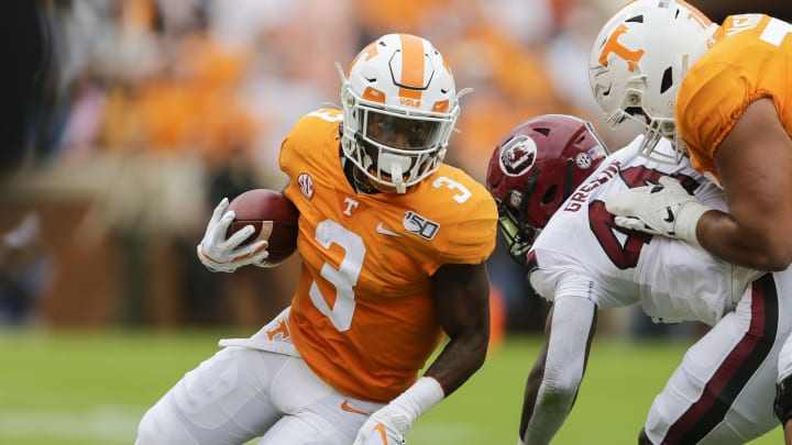 KNOXVILLE, TENNESSEE – OCTOBER 26: Eric Gray #3 of the Tennessee Volunteers runs with the ball against the South Carolina Gamecocks at Neyland Stadium on October 26, 2019 in Knoxville, Tennessee. (Photo by Silas Walker/Getty Images)