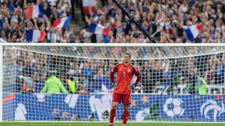 PARIS, FRANCE - OCTOBER 16: Goalkeeper Manuel Neuer of Germany looks dejected during the UEFA Nations League A group one match between France and Germany at Stade de France on October 16, 2018 in Paris, France. (Photo by Boris Streubel/Getty Images)