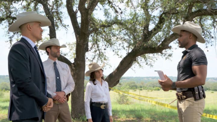 Walker -- “Wild Horses Couldn't Drag Me Away” -- Image Number: WLK304a_0177r -- Pictured (L-R): Coby Bell as Captain Larry James, Jared Padalecki as Cordell Walker, Ashley Reyes as Cassie Perez and Jeff Pierre as Trey Barnett -- Photo: Rebecca Brenneman/The CW -- © 2022 The CW Network, LLC. All Rights Reserved.