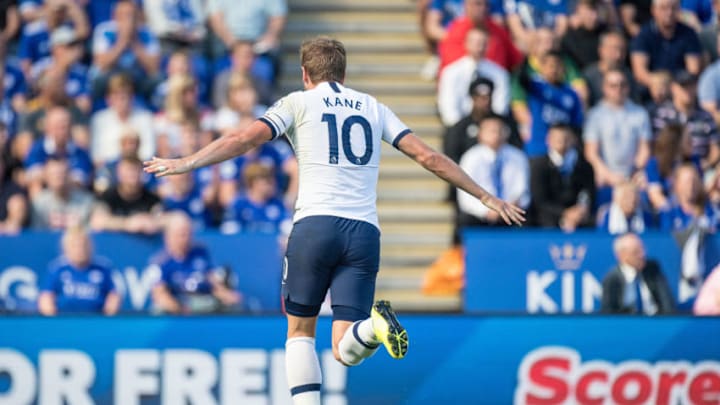 LEICESTER, ENGLAND - SEPTEMBER 21: Harry Kane of Tottenham Hotspur celebrate after scoring 1st goal during the Premier League match between Leicester City and Tottenham Hotspur at The King Power Stadium on September 21, 2019 in Leicester, United Kingdom. (Photo by Sebastian Frej/MB Media/Getty Images)