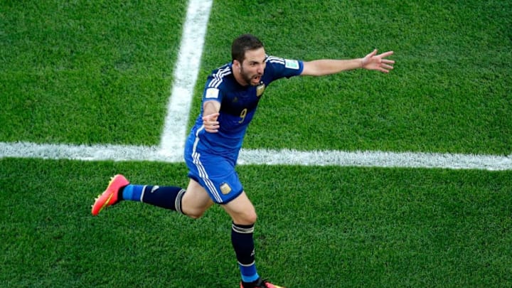 RIO DE JANEIRO, BRAZIL - JULY 13: Gonzalo Higuain of Argentina celebrates scoring a disallowed goal during the 2014 FIFA World Cup Brazil Final match between Germany and Argentina at Maracana on July 13, 2014 in Rio de Janeiro, Brazil. (Photo by Fabrizio Bensch - Pool/Getty Images)