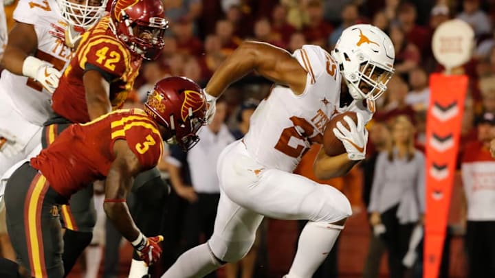 AMES, IA - SEPTEMBER 28: Running back Chris Warren III