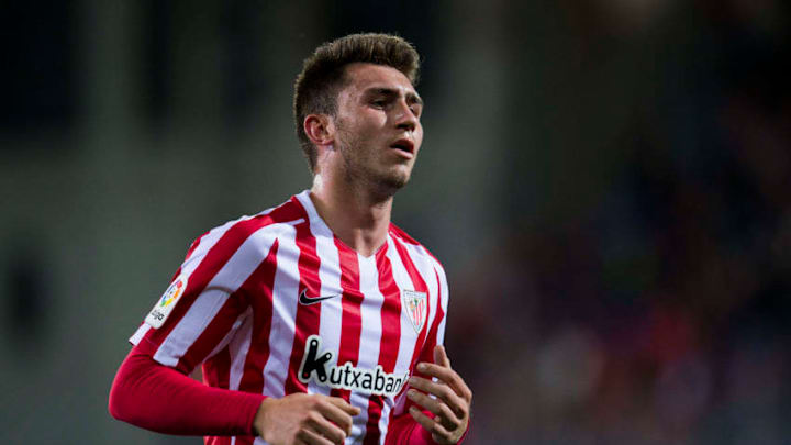 EIBAR, SPAIN - APRIL 24: Aymeric Laporte of Athletic Club looks on during the La Liga match between SD Eibar and Athletic Club at Ipurua Municipal Stadium on April 24, 2017 in Eibar, Spain. (Photo by Juan Manuel Serrano Arce/Getty Images)