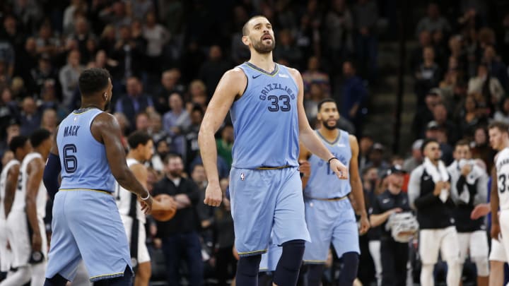 SAN ANTONIO, TX – NOVEMBER 21: Marc Gasol #33 of the Memphis Grizzlies celebrates with teammate Shelvin Mack #6 after making the game winning free throws during an NBA game against the San Antonio Spurs on November 21, 2018 at the AT&T Center in San Antonio, Texas. The Memphis Grizzlies won 104-103. NOTE TO USER: User expressly acknowledges and agrees that, by downloading and or using this photograph, User is consenting to the terms and conditions of the Getty Images License Agreement. (Photo by Edward A. Ornelas/Getty Images)
