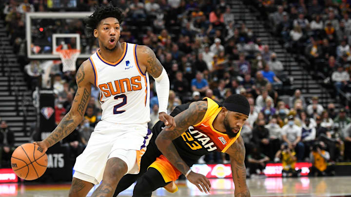 SALT LAKE CITY, UTAH – JANUARY 26: Elfrid Payton #2 of the Phoenix Suns fouls Royce O’Neale #23 of the Utah Jazz during the first half of a game at Vivint Smart Home Arena on January 26, 2022 in Salt Lake City, Utah. NOTE TO USER: User expressly acknowledges and agrees that, by downloading and or using this photograph, User is consenting to the terms and conditions of the Getty Images License Agreement. (Photo by Alex Goodlett/Getty Images)