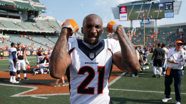 CINCINNATI, OH – SEPTEMBER 25: Aqib Talib #21 of the Denver Broncos celebrates after defeating the Cincinnati Bengals 29-17 at Paul Brown Stadium on September 25, 2016 in Cincinnati, Ohio. (Photo by Joe Robbins/Getty Images)