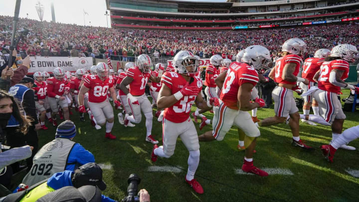 The Ohio State Buckeyes take the field for the Rose Bowl against the Utah Utes in Pasadena, Calif. on Jan. 1, 2022.College Football Rose Bowl