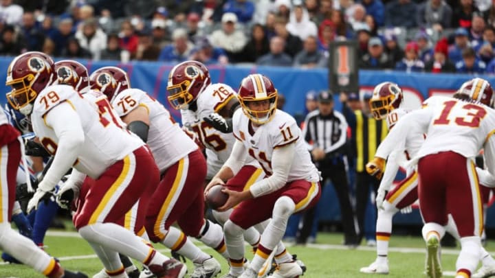 EAST RUTHERFORD, NJ - OCTOBER 28: Alex Smith #11 of the Washington Redskins in action against the New York Giants during their game at MetLife Stadium on October 28, 2018 in East Rutherford, New Jersey. (Photo by Al Bello/Getty Images)