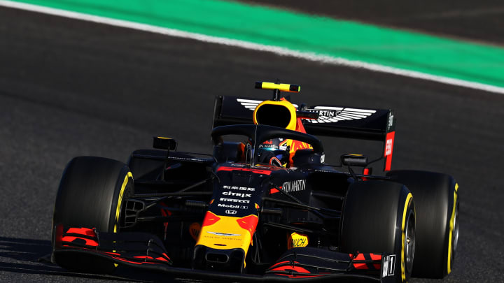 SUZUKA, JAPAN – OCTOBER 13: Alexander Albon of Thailand driving the (23) Aston Martin Red Bull Racing RB15 (Photo by Mark Thompson/Getty Images)