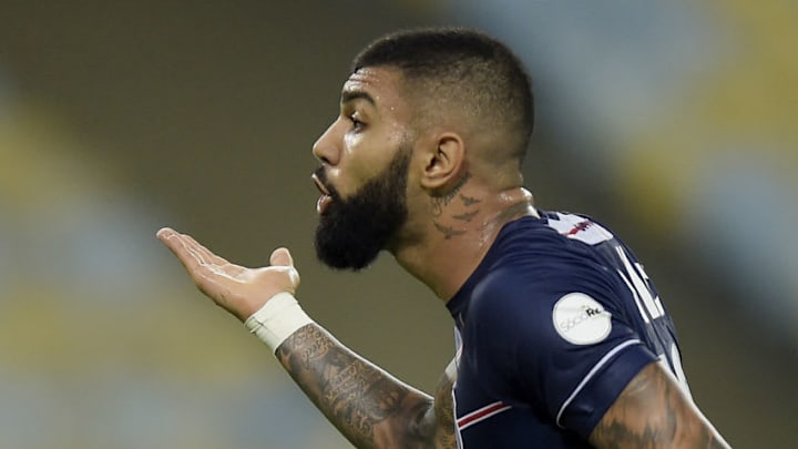 RIO DE JANEIRO, BRAZIL - JUNE 13: Gabriel Barbosa of Santos reacts during the match between Fluminense and Santos as part of Brasileirao Series A 2018 at Maracana Stadium on June 13, 2018 in Rio de Janeiro, Brazil. (Photo by Alexandre Loureiro/Getty Images)