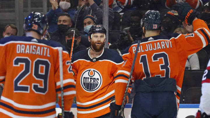 Edmonton Oilers Celebrate Goal Mandatory Credit: Perry Nelson-USA TODAY Sports