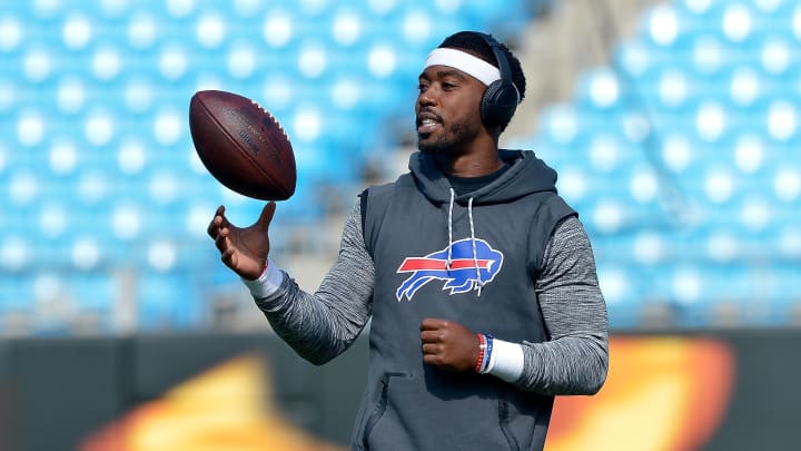 CHARLOTTE, NC – SEPTEMBER 17: Tyrod Taylor #5 (Photo by Grant Halverson/Getty Images)