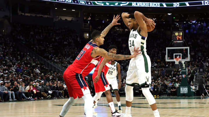 Milwaukee Bucks: Khris Middleton, Giannis Antetokounmpo, Washington Wizards: Kyle Kuzma, Rui Hachimura