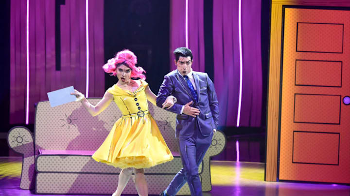 SO YOU THINK YOU CAN DANCE: TOP 8 TO 7: Top 8 contestant Kiki Nyemchek (R) and all-star Jenna Johnson (L) perform a Jazz routine to “Pop Hd” choreographed by Travis Wall on SO YOU THINK YOU CAN DANCE airing Monday, August 28 (8:00-10:00 PM ET live/PT tape-delayed) on FOX. ©2017 FOX Broadcasting Co. Cr: Michael Becker