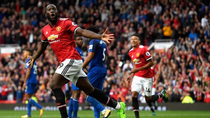 MANCHESTER, ENGLAND - SEPTEMBER 17: Romelu Lukaku of Manchester United celebrates scoring his sides third goal during the Premier League match between Manchester United and Everton at Old Trafford on September 17, 2017 in Manchester, England. (Photo by Stu Forster/Getty Images)