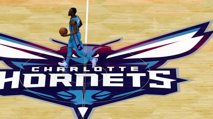 CHARLOTTE, NC - OCTOBER 20: Kemba Walker #15 of the Charlotte Hornets brings the ball up against the Atlanta Hawks during their game at Spectrum Center on October 20, 2017 in Charlotte, North Carolina. NOTE TO USER: User expressly acknowledges and agrees that, by downloading and or using this photograph, User is consenting to the terms and conditions of the Getty Images License Agreement. (Photo by Streeter Lecka/Getty Images)