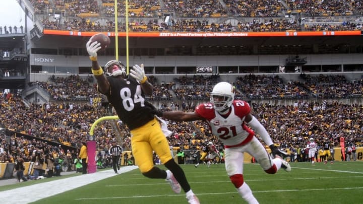 Pittsburgh Steelers wide receiver Antonio Brown (84) - Mandatory Credit: Jason Bridge-USA TODAY Sports