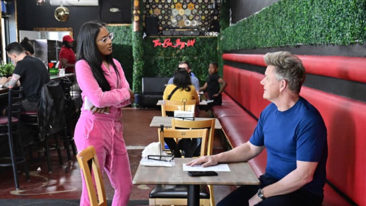 KITCHEN NIGHTMARES: Gordon Ramsay (R) in the “Juicy Box” episode of KITCHEN NIGHTMARES airing Monday, Juicy Box (8:00-9:01 PM ET/PT). ©2023 FOX Media LLC. CR: Jeff Niera / FOX.