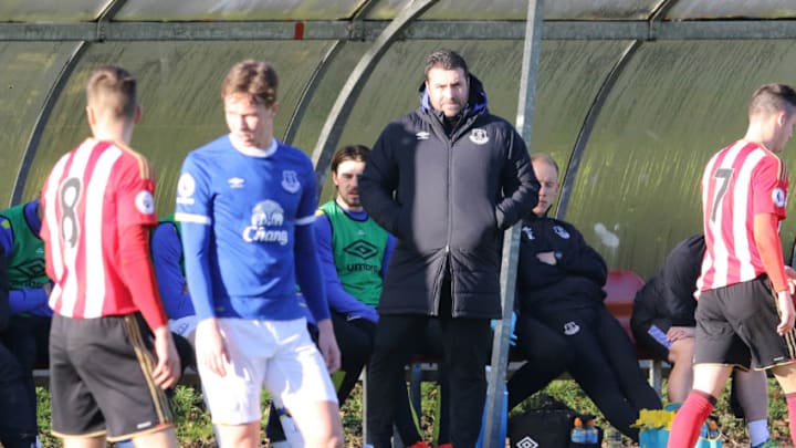 SUNDERLAND, ENGLAND - JANUARY 08: Everton manager David Unsworth watches on during the Premier League 2 match between Sunderland and Everton at the Hetton Centre on January 8, 2017 in Sunderland, England. (Photo by Ian Horrocks/Getty Images)