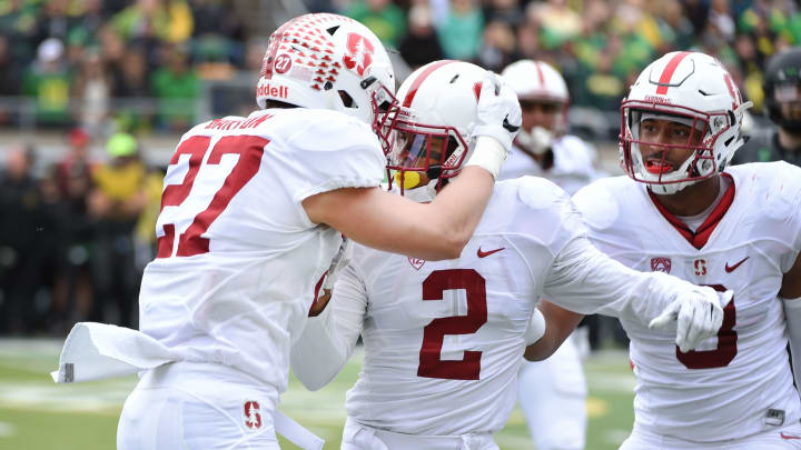 EUGENE, OR – NOVEMBER 12: Safety Brandon Simmons #2 of the Stanford Cardinal with linebacker Sean Barton #27 celebrates after making a tackle during the second quarter of the game at Autzen Stadium on November 12, 2016 in Eugene, Oregon. (Photo by Steve Dykes/Getty Images)