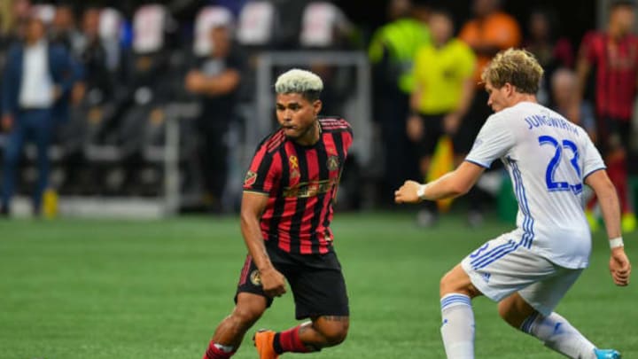 ATLANTA, GA SEPTEMBER 21: Atlanta’s Josef Martinez (7) passes the ball during the MLS match between the San Jose Earthquakes and Atlanta United FC on September 21st, 2019 at Mercedes-Benz Stadium in Atlanta, GA. (Photo by Rich von Biberstein/Icon Sportswire via Getty Images)