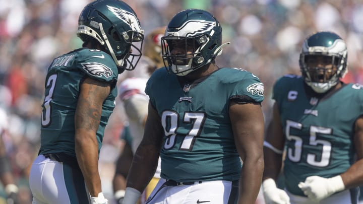 PHILADELPHIA, PA – SEPTEMBER 19: Steven Nelson #3, Javon Hargrave #97, and Brandon Graham #55 of the Philadelphia Eagles react against the San Francisco 49ers at Lincoln Financial Field on September 19, 2021 in Philadelphia, Pennsylvania. (Photo by Mitchell Leff/Getty Images)