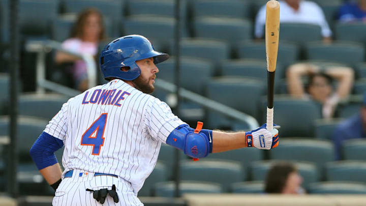 NEW YORK, NY - SEPTEMBER 08: Jed Lowrie #4 of the New York Mets in action against the Philadelphia Phillies during a game at Citi Field on September 8, 2019 in New York City. (Photo by Rich Schultz/Getty Images)