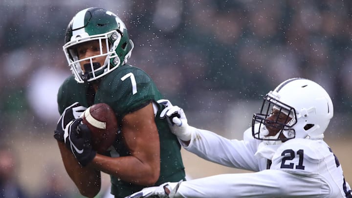 EAST LANSING, MI – NOVEMBER 04: Cody White #7 of the Michigan State Spartans attempts to make a second half catch next to Amani Oruwariye #21 of the Penn State Nittany Lions but was out of bounds at Spartan Stadium on November 4, 2017 in East Lansing, Michigan. (Photo by Gregory Shamus/Getty Images)