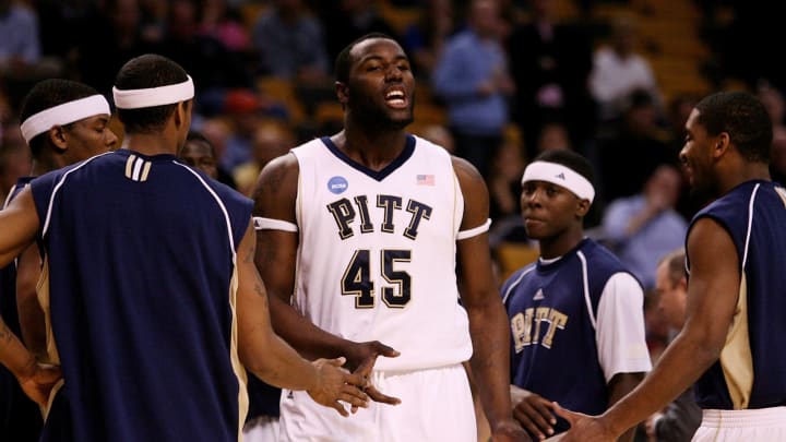 BOSTON – MARCH 26: DeJuan Blair #45 of the Pittsburgh Panthers takes the floor before taking on the Xavier Musketeers during the NCAA Men’s Basketball Tournament East Regionals at TD Banknorth Garden on March 26, 2009 in Boston, Massachusetts. (Photo by Elsa/Getty Images)