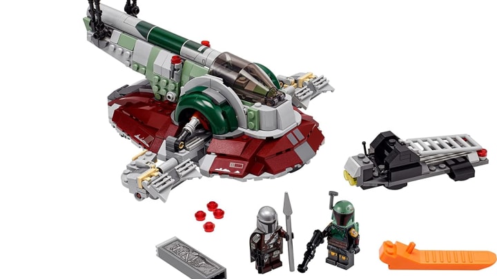 Discover LEGO's Star Wars Boba Fett’s Starship 75312 Building Kit on Amazon.