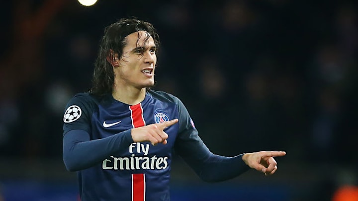 PARIS, FRANCE - FEBRUARY 16: Edinson Cavani of Paris Saint Germain celebrates scoring during the UEFA Champions League Round of 16 First Leg match between Paris Saint-Germain and Chelsea at Parc des Princes on February 16, 2016 in Paris, France. (Photo by Ian MacNicol/Getty Images)