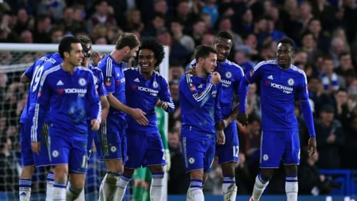 LONDON, ENGLAND - FEBRUARY 21: Eden Hazard (3rd R) of Chelsea is congratulated by teammates after scoring his team's fourth goal during The Emirates FA Cup fifth round match between Chelsea and Manchester City at Stamford Bridge on February 21, 2016 in London, England. (Photo by Shaun Botterill/Getty Images)