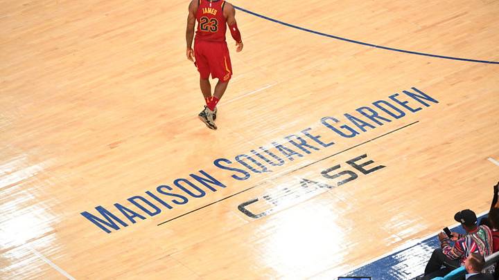 NEW YORK,NY - NOVEMBER 13 : LeBron James