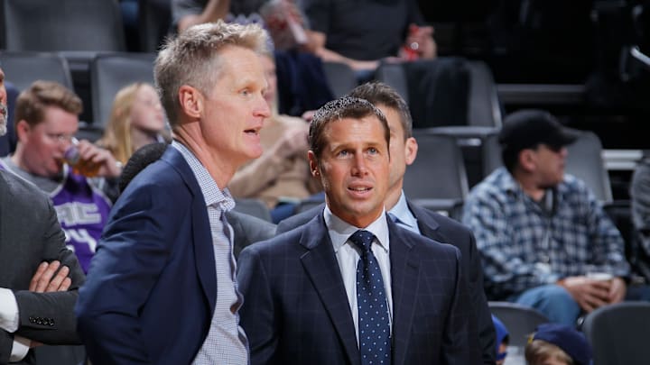 SACRAMENTO, CA – DECEMBER 14: Head Coach Steve Kerr of the Golden State Warriors talks with Head coach Dave Joerger of the Sacramento Kings on December 14, 2018 at Golden 1 Center in Sacramento, California. NOTE TO USER: User expressly acknowledges and agrees that, by downloading and or using this photograph, User is consenting to the terms and conditions of the Getty Images Agreement. Mandatory Copyright Notice: Copyright 2018 NBAE (Photo by Rocky Widner/NBAE via Getty Images)