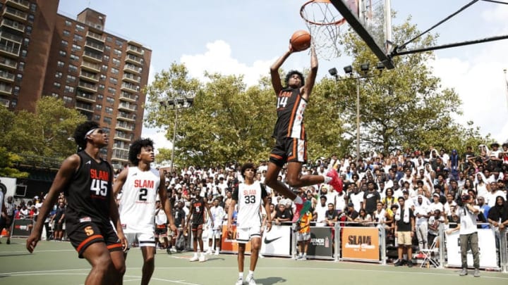 NEW YORK, NEW YORK - AUGUST 18: Jalen Green #14 of Team Zion dunks against Team Jimma during the SLAM Summer Classic 2019 at Dyckman Park on August 18, 2019 in New York City. (Photo by Michael Reaves/Getty Images)