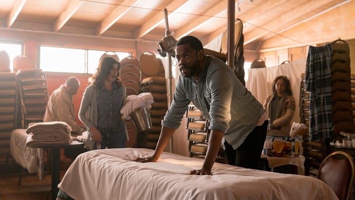 Colman Domingo as Victor Strand, Karen Bethzabe as Elena – Fear the Walking Dead _ Season 3, Episode 2 – Photo Credit: Michael Desmond/AMC