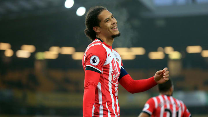 NORWICH, ENGLAND - JANUARY 07: Virgil van Dijk of Southampton reacts during the Emirates FA Cup Third Round match between Norwich City and Southampton at Carrow Road on January 7, 2017 in Norwich, England. (Photo by Stephen Pond/Getty Images)