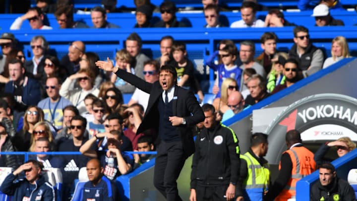 LONDON, ENGLAND - APRIL 01: Antonio Conte, Manager of Chelsea gives his team instructions during the Premier League match between Chelsea and Crystal Palace at Stamford Bridge on April 1, 2017 in London, England. (Photo by Mike Hewitt/Getty Images) LONDON, ENGLAND - APRIL 01: Antonio Conte, Manager of Chelsea gives his team instructions during the Premier League match between Chelsea and Crystal Palace at Stamford Bridge on April 1, 2017 in London, England. (Photo by Mike Hewitt/Getty Images)